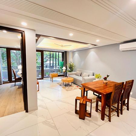 Hotel Gianmala Residency South Extension Near Aiims Delhi Нью-Дели Экстерьер фото