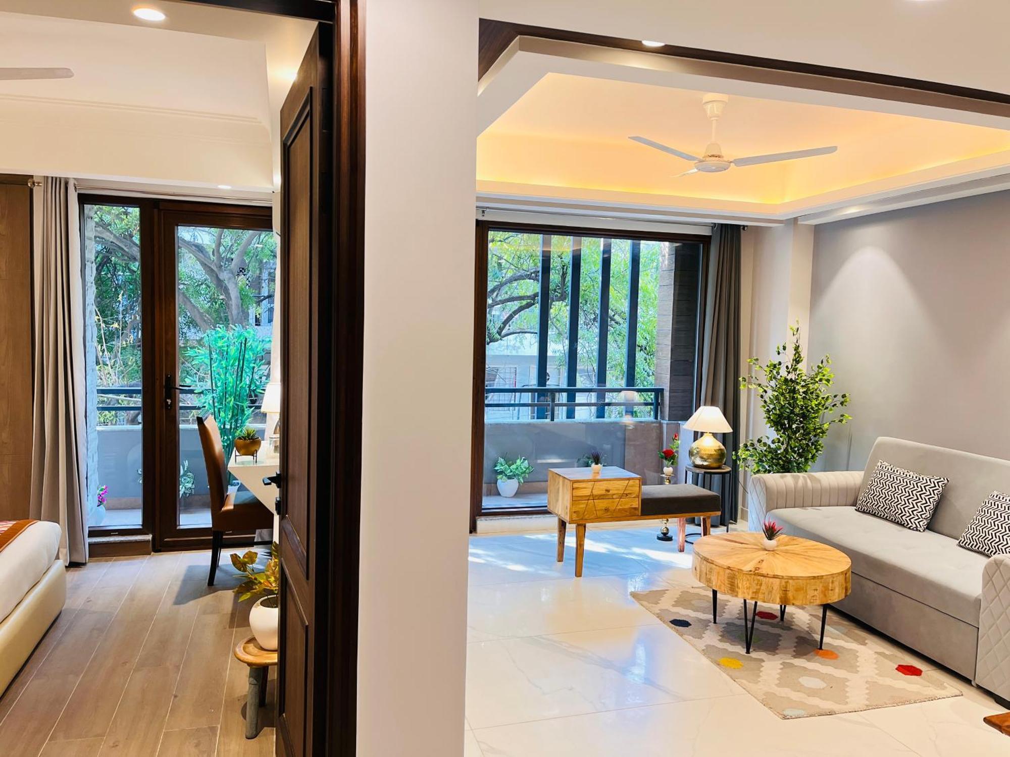Hotel Gianmala Residency South Extension Near Aiims Delhi Нью-Дели Экстерьер фото