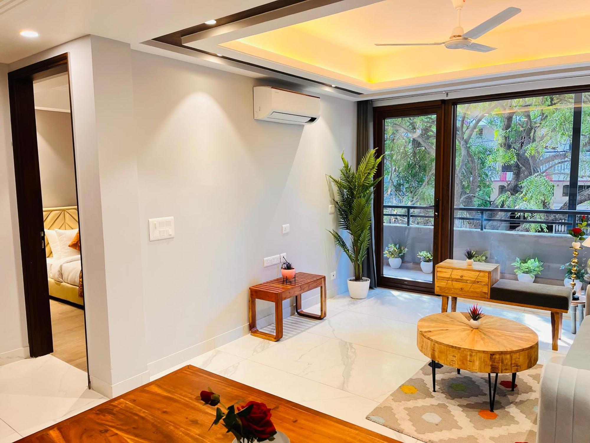 Hotel Gianmala Residency South Extension Near Aiims Delhi Нью-Дели Экстерьер фото