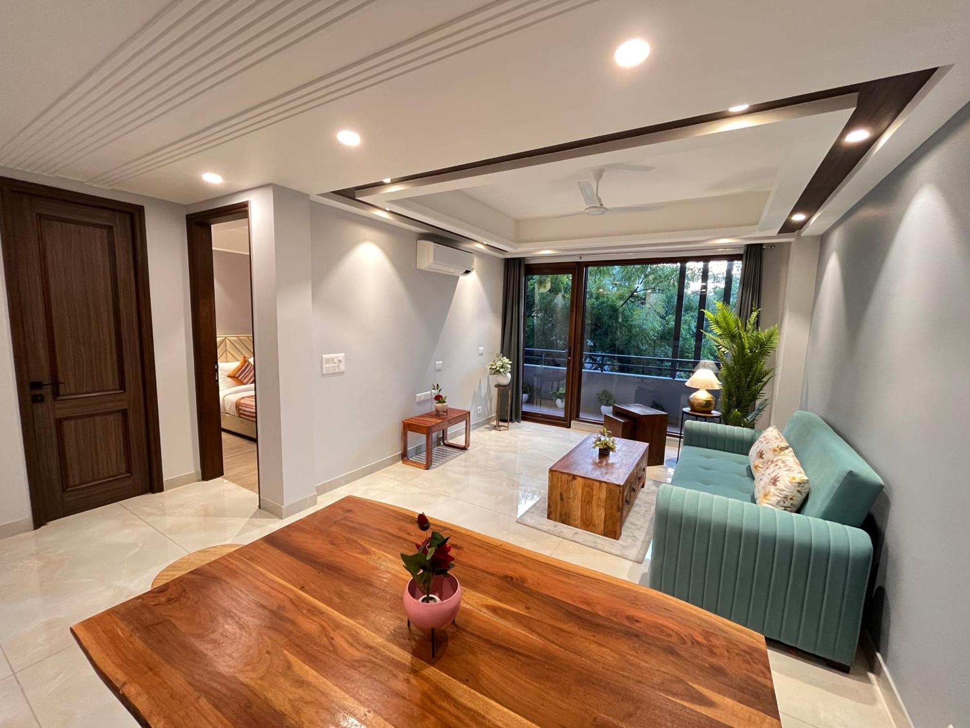 Hotel Gianmala Residency South Extension Near Aiims Delhi Нью-Дели Экстерьер фото